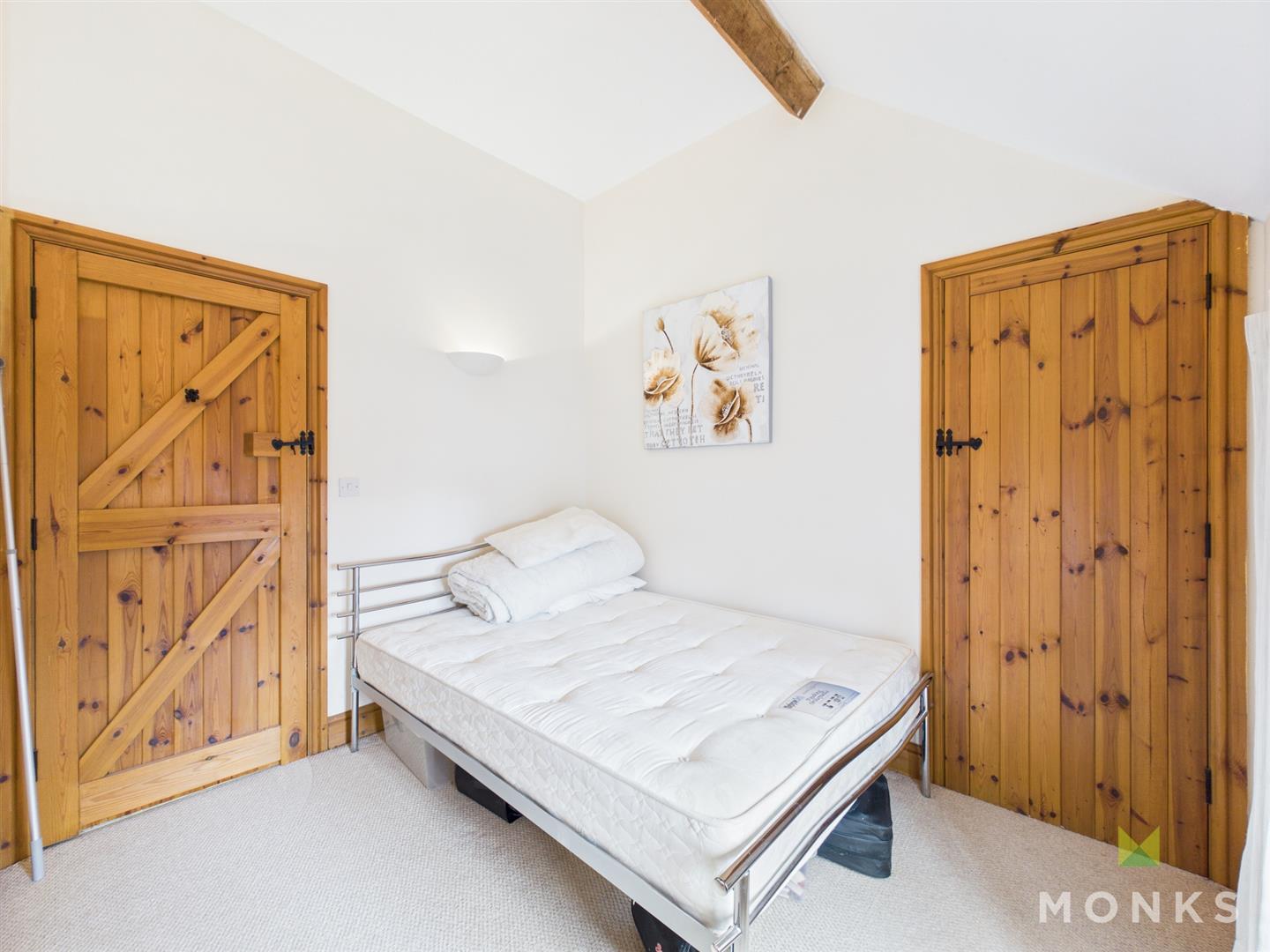 10 Donnett Mews, Oswestry, SY11 4PY SSTC